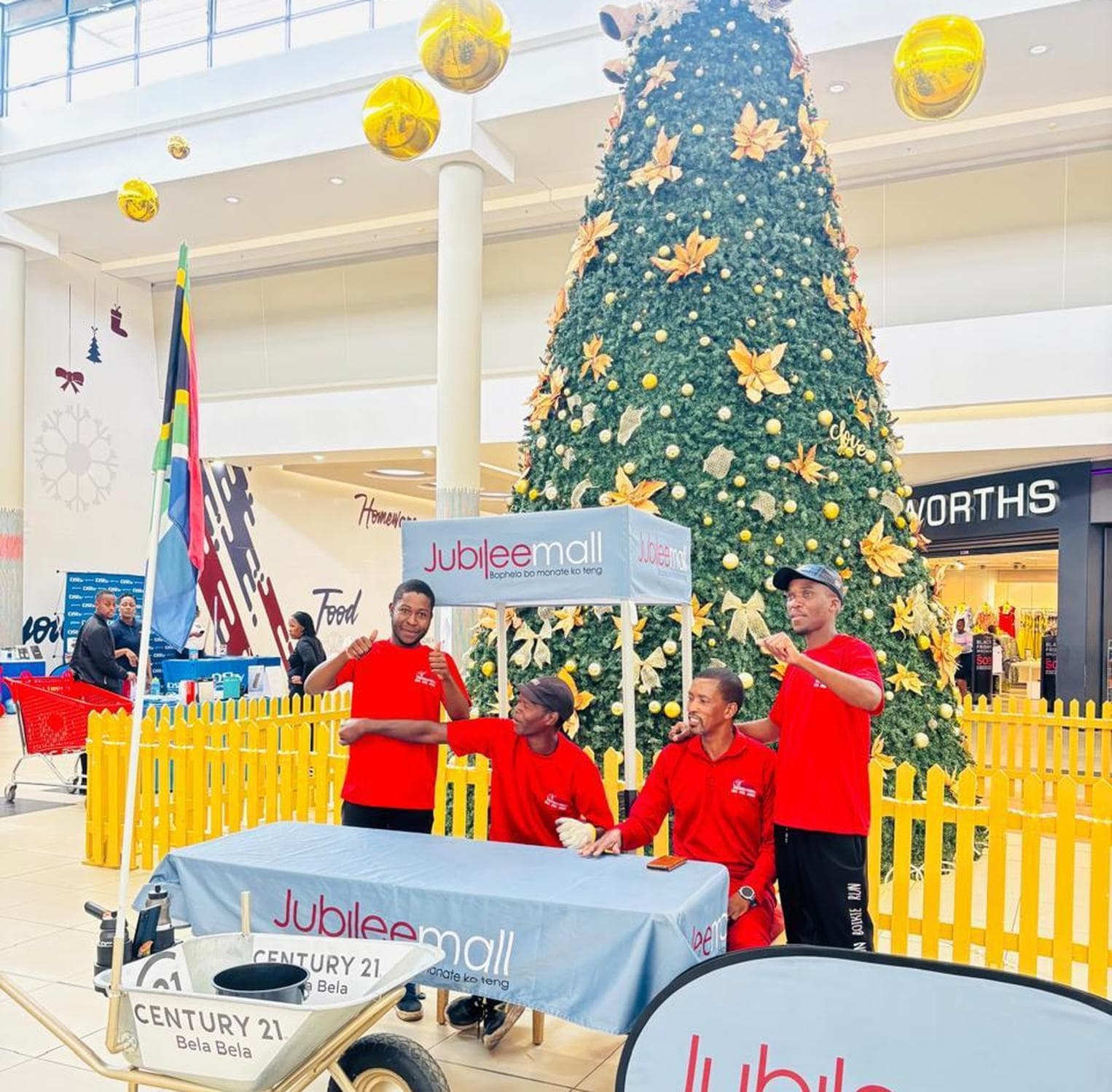 Jubilee Mall Installation Team